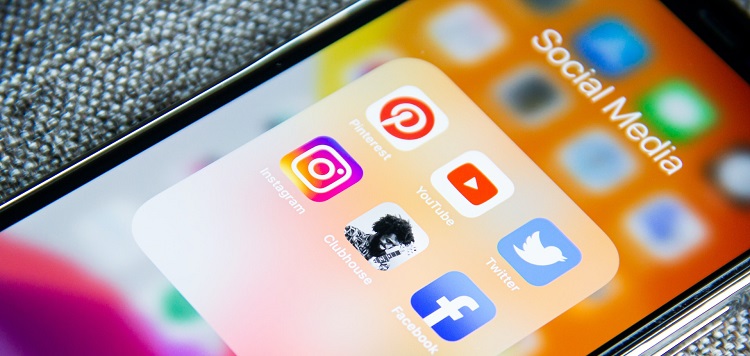 Mastering the Social Media Game: Unlocking Success for Modern Organizations through Online Engagement