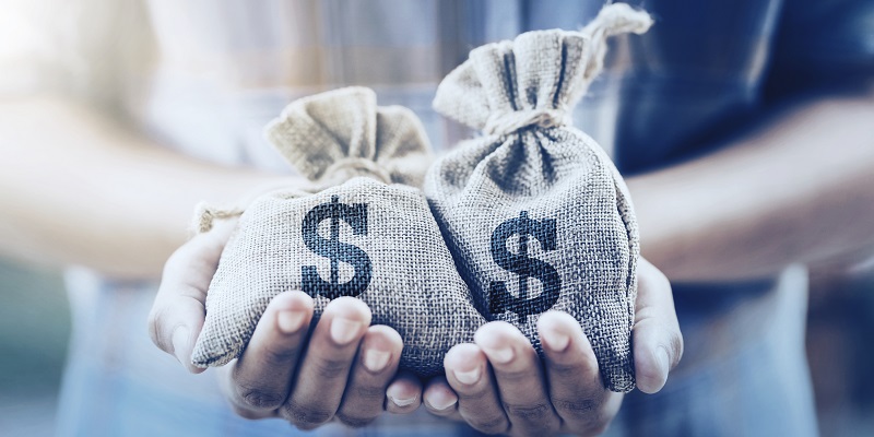 Embracing Pay Transparency: Enhancing Recruitment, Trust, and Job Satisfaction in the Modern Workplace