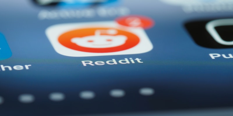 Reddit’s Blockchain Community Points Program: A Termination, Sudden Price Drops, and Alleged Moderator Malfeasance