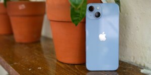 How Does iPhone 14 Equip Adventurers for Extreme Conditions?