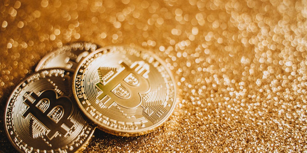 Bitcoin Miners Hold Firm Post-Halving Despite Revenue Drop